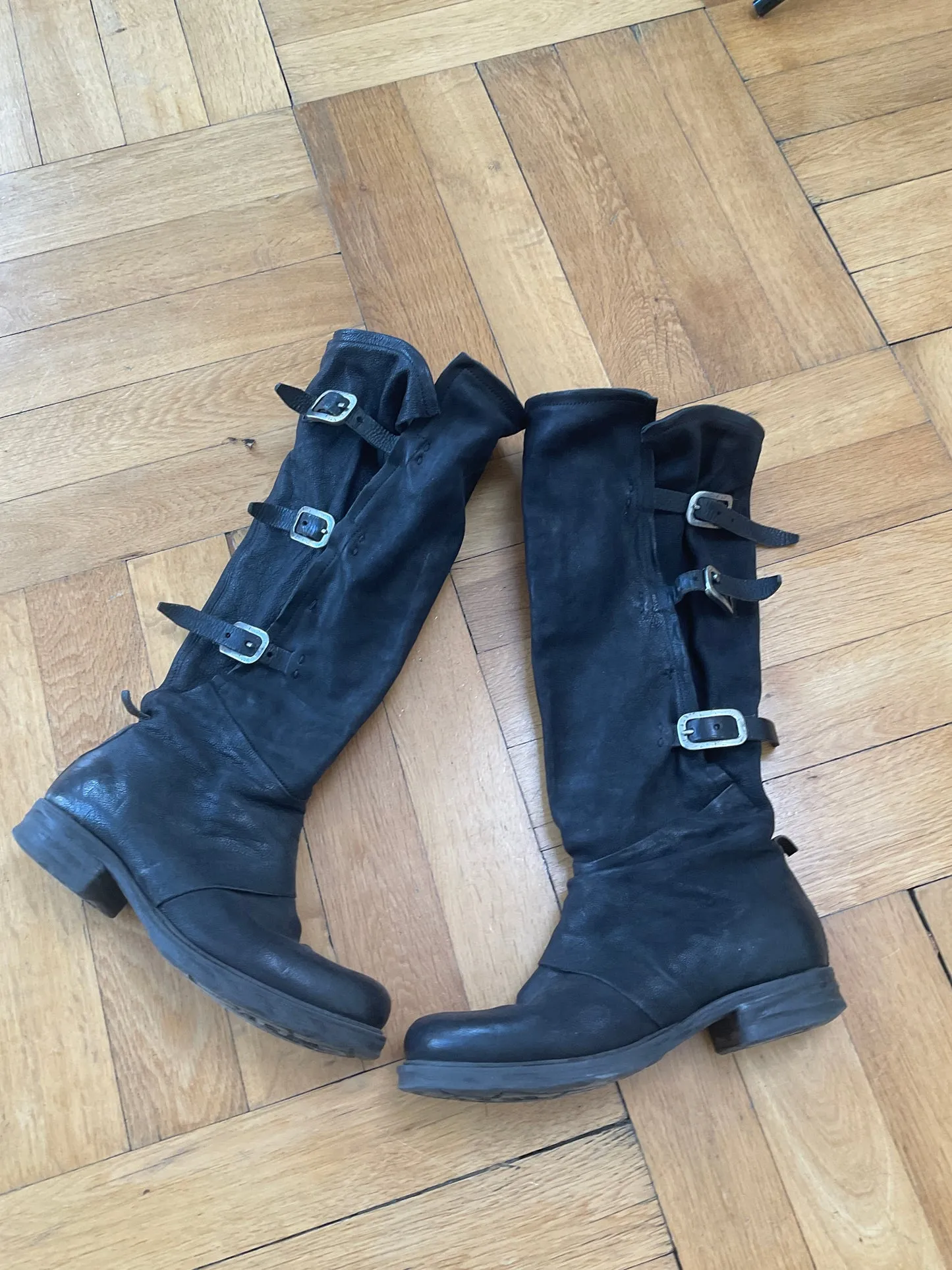 Black leather boots for women