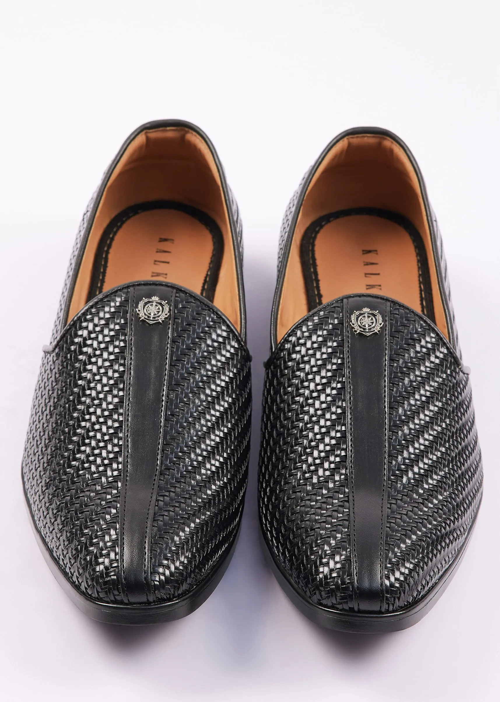 Black Textured Juttis For Men