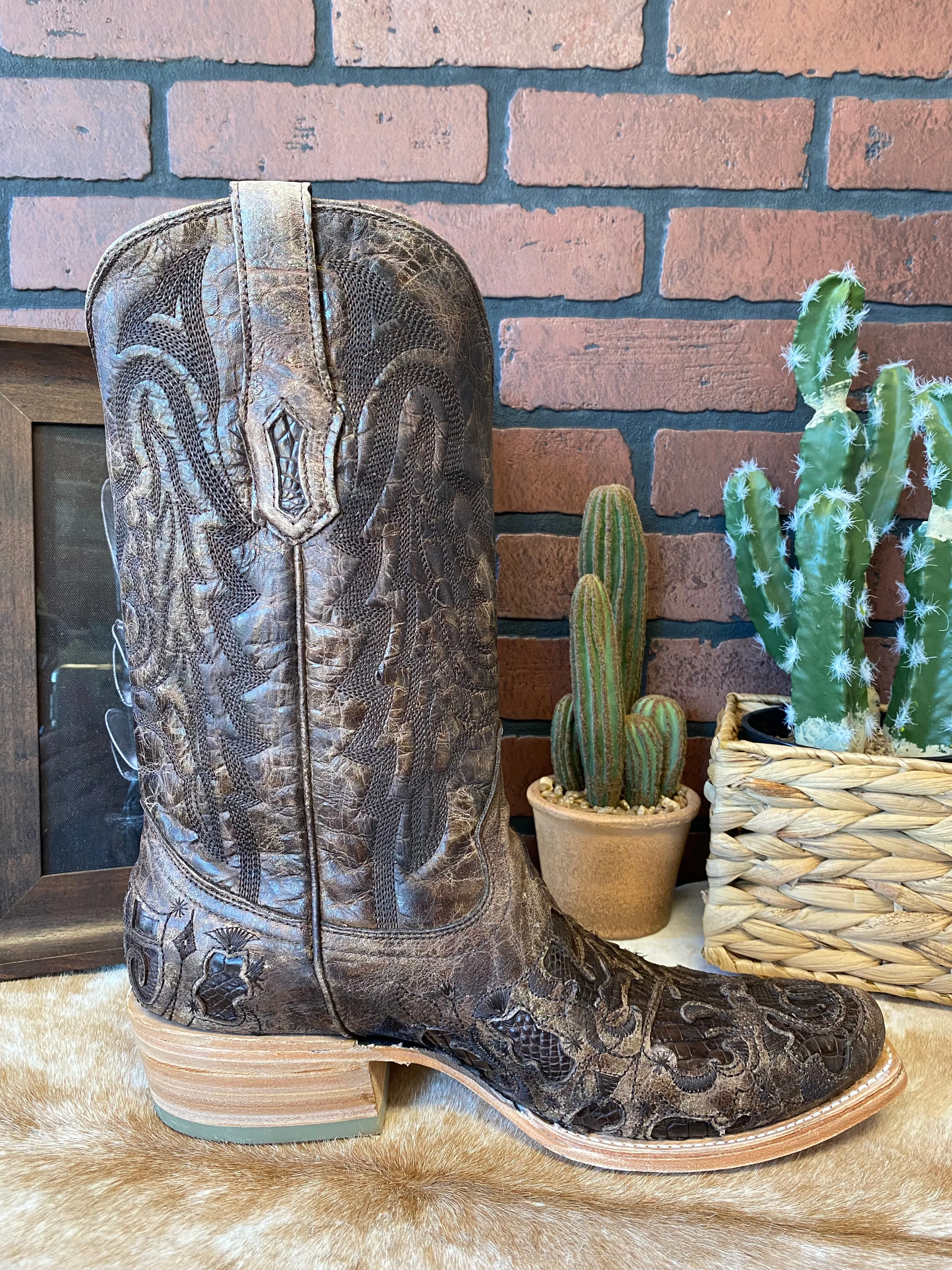 Corral Men's Brown Alligator Inlay Horseman Toe Cowboy Boots A4337