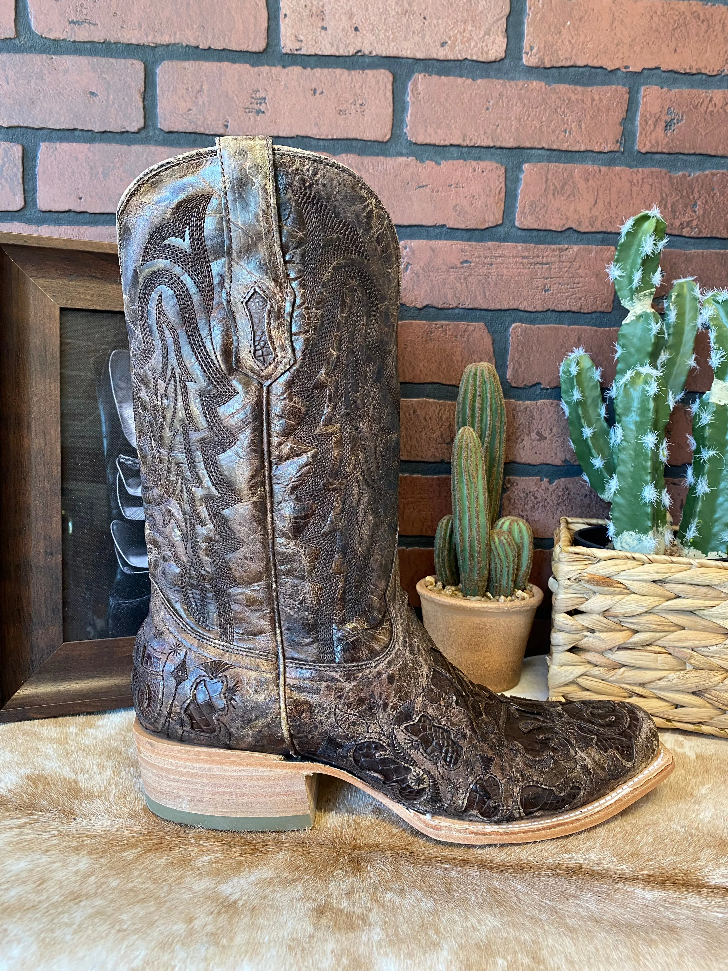 Corral Men's Brown Alligator Inlay Horseman Toe Cowboy Boots A4337