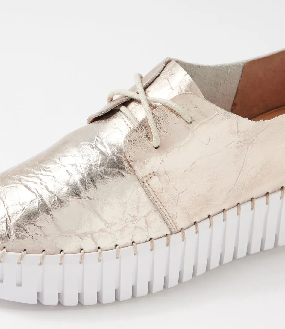 DJANGO & JULIETTE Brenda Champagne White Shrunken Leather Sneakers