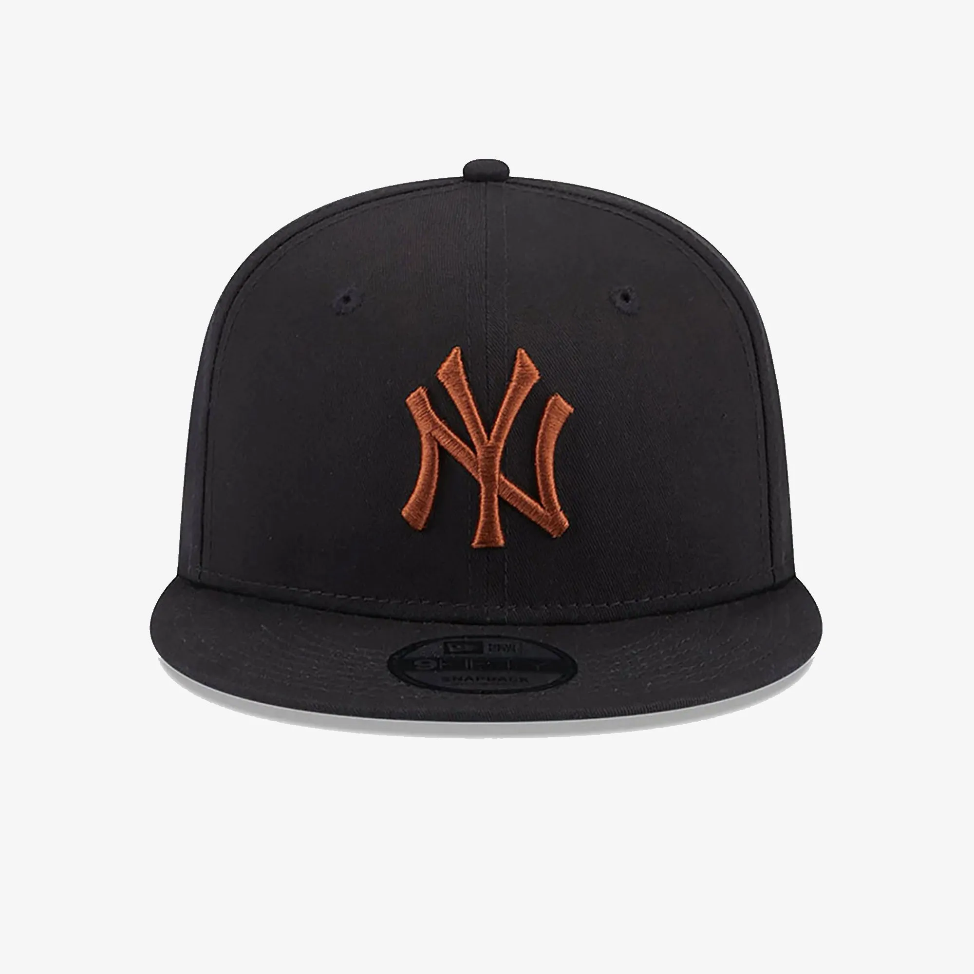 New York Yankees Black Snapback Cap - Essential League Collection 