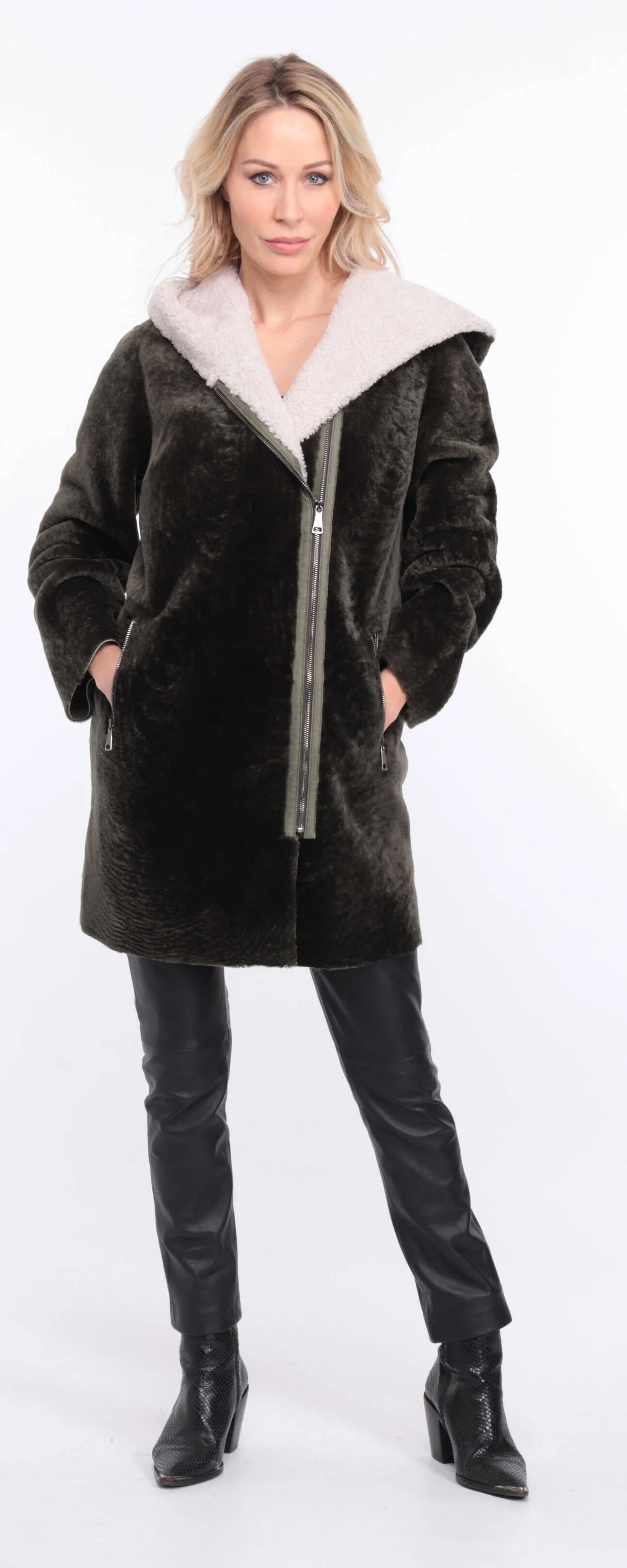 Valere Sheepskin Coat in Khaki for Women