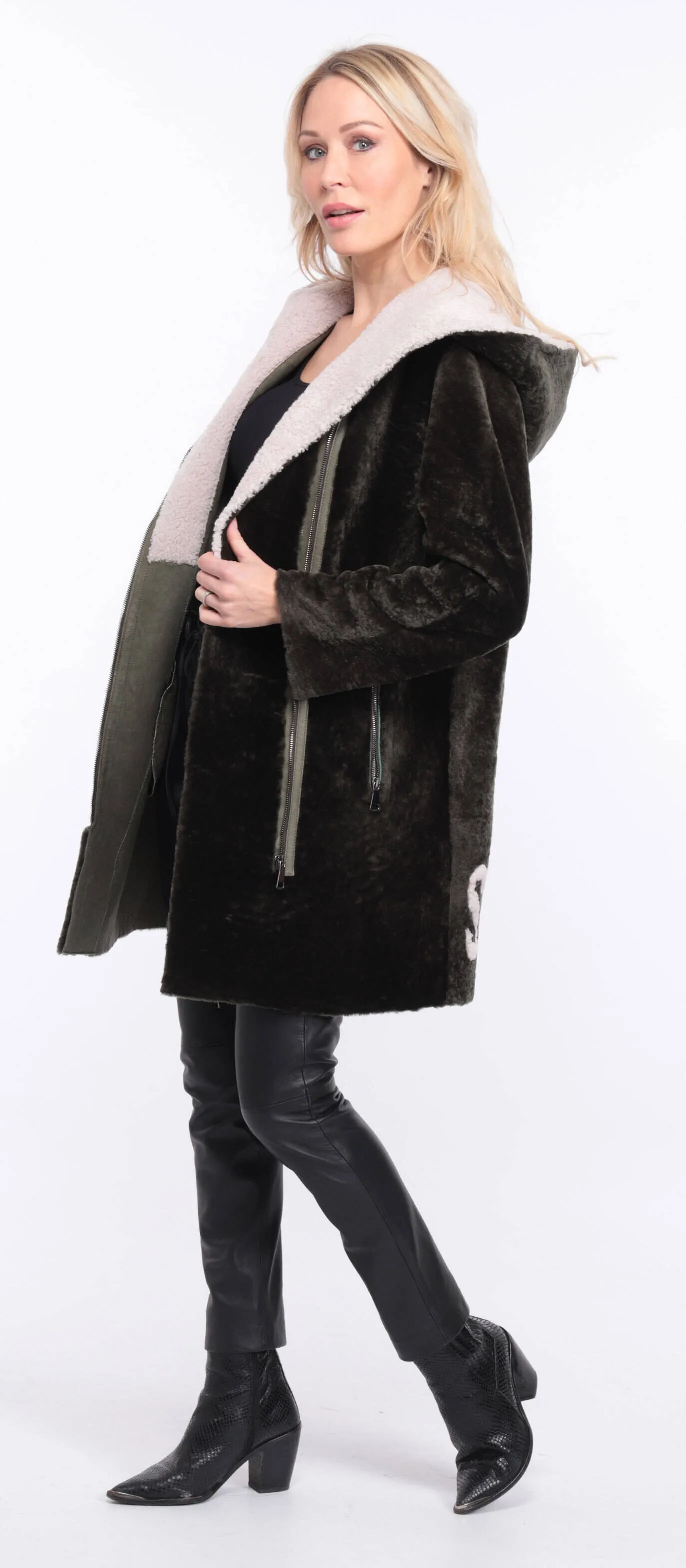 Valere Sheepskin Coat in Khaki for Women