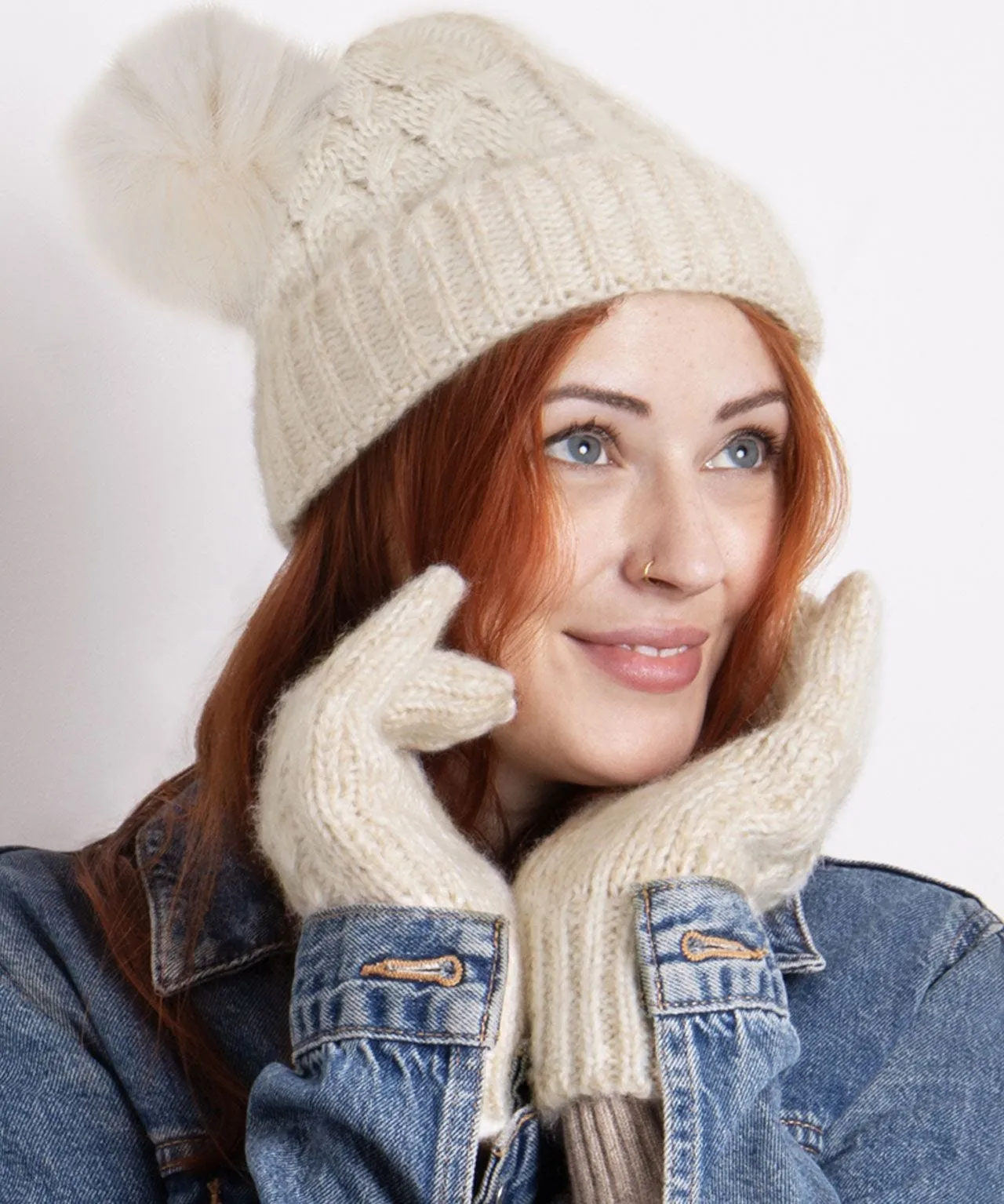 Womens Cable Knit Hat & Glove Gift Set